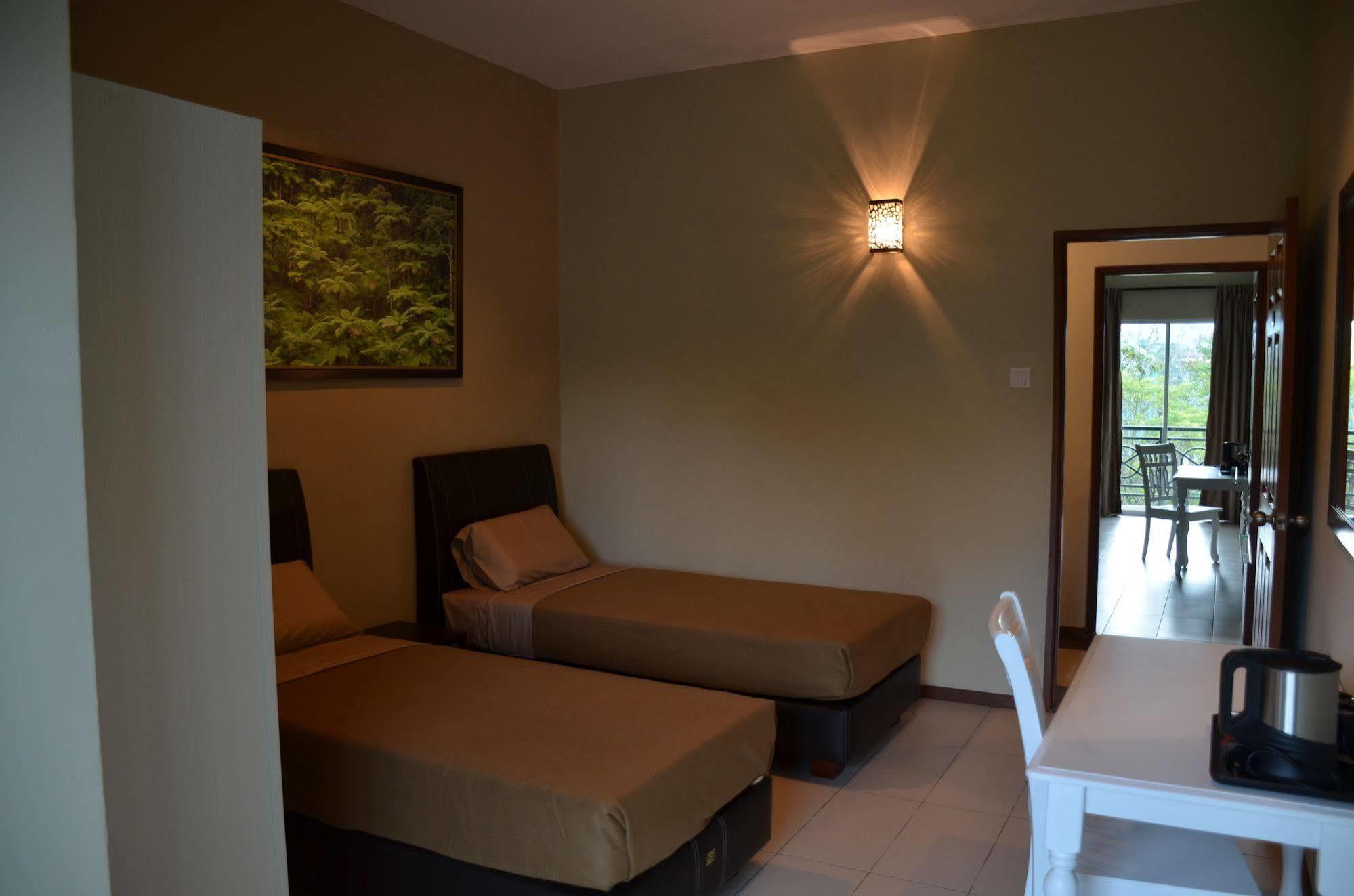 Rovers Inn Cameron Highlands Dış mekan fotoğraf